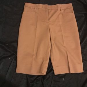 Ellen Tracy Bermuda Shorts SZ 4
